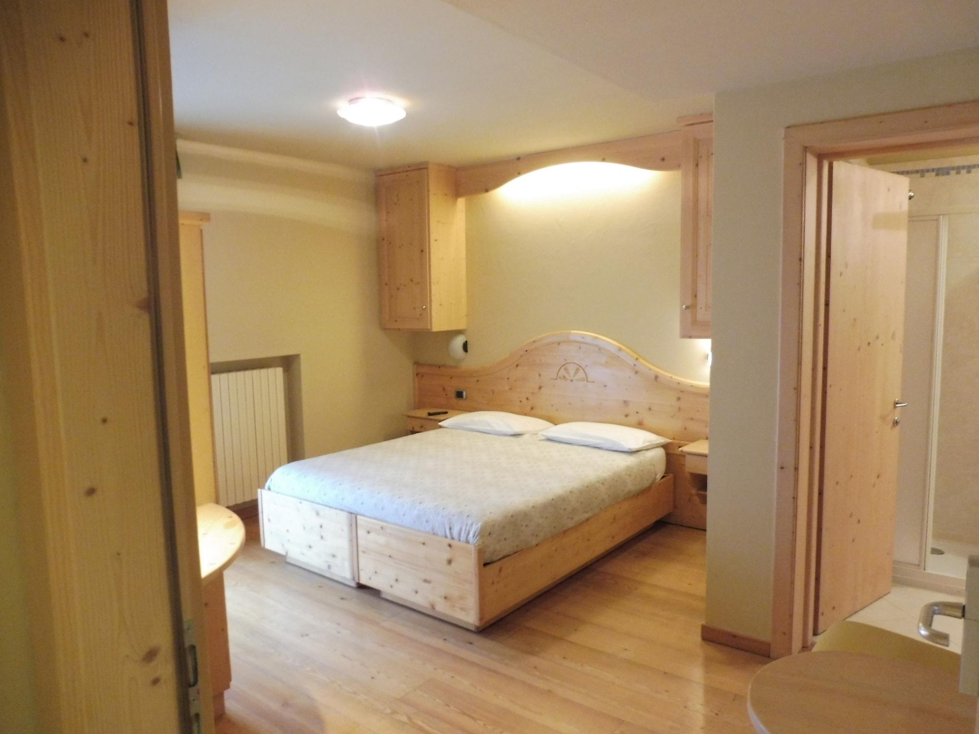 Hotel Valeria Livigno Ngoại thất bức ảnh