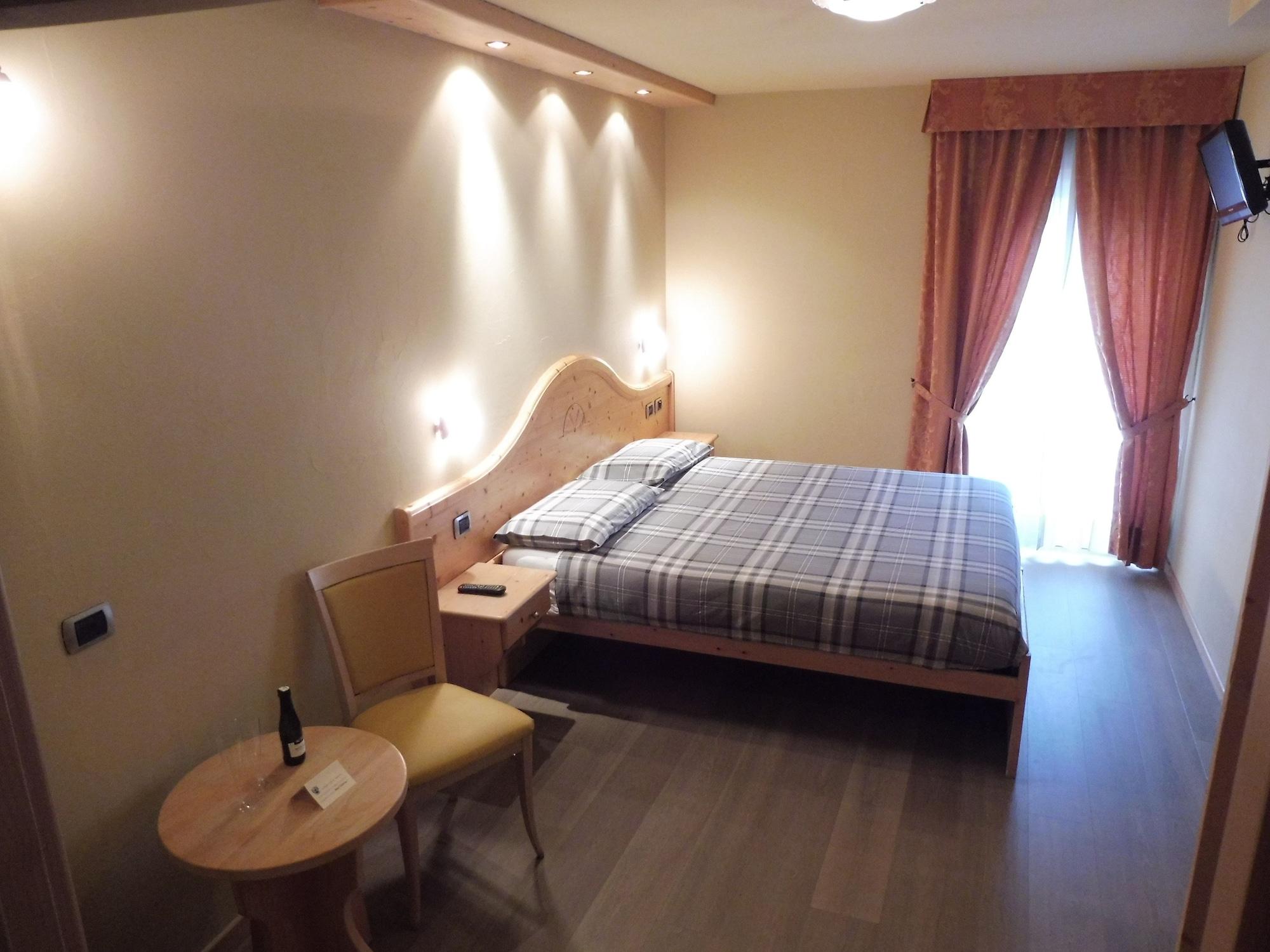 Hotel Valeria Livigno Ngoại thất bức ảnh