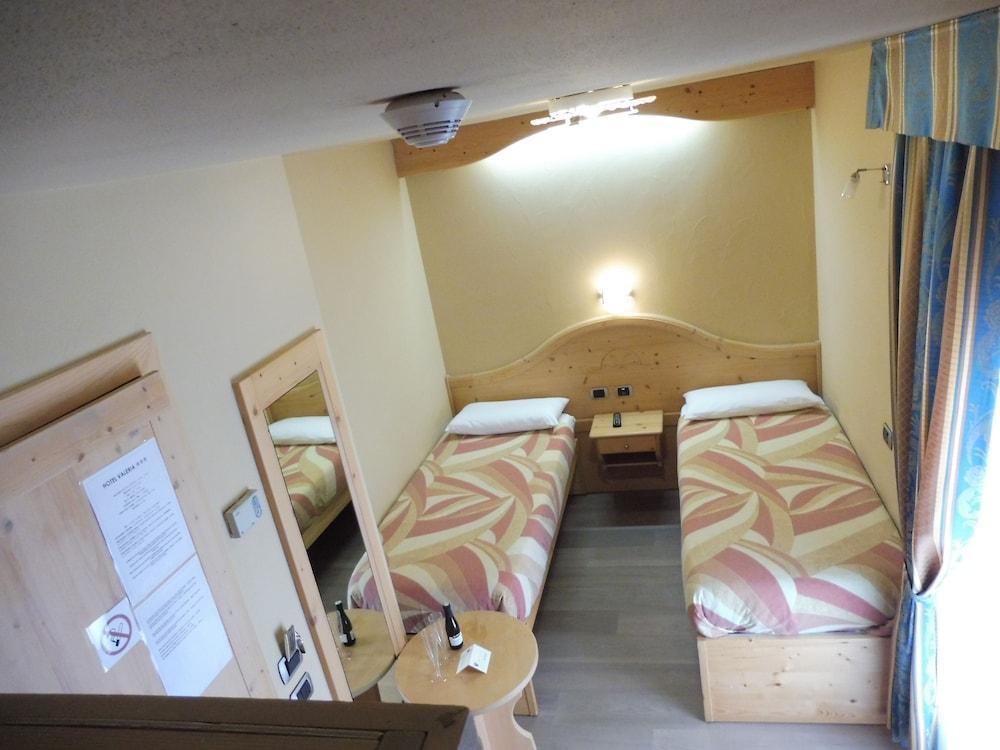 Hotel Valeria Livigno Ngoại thất bức ảnh
