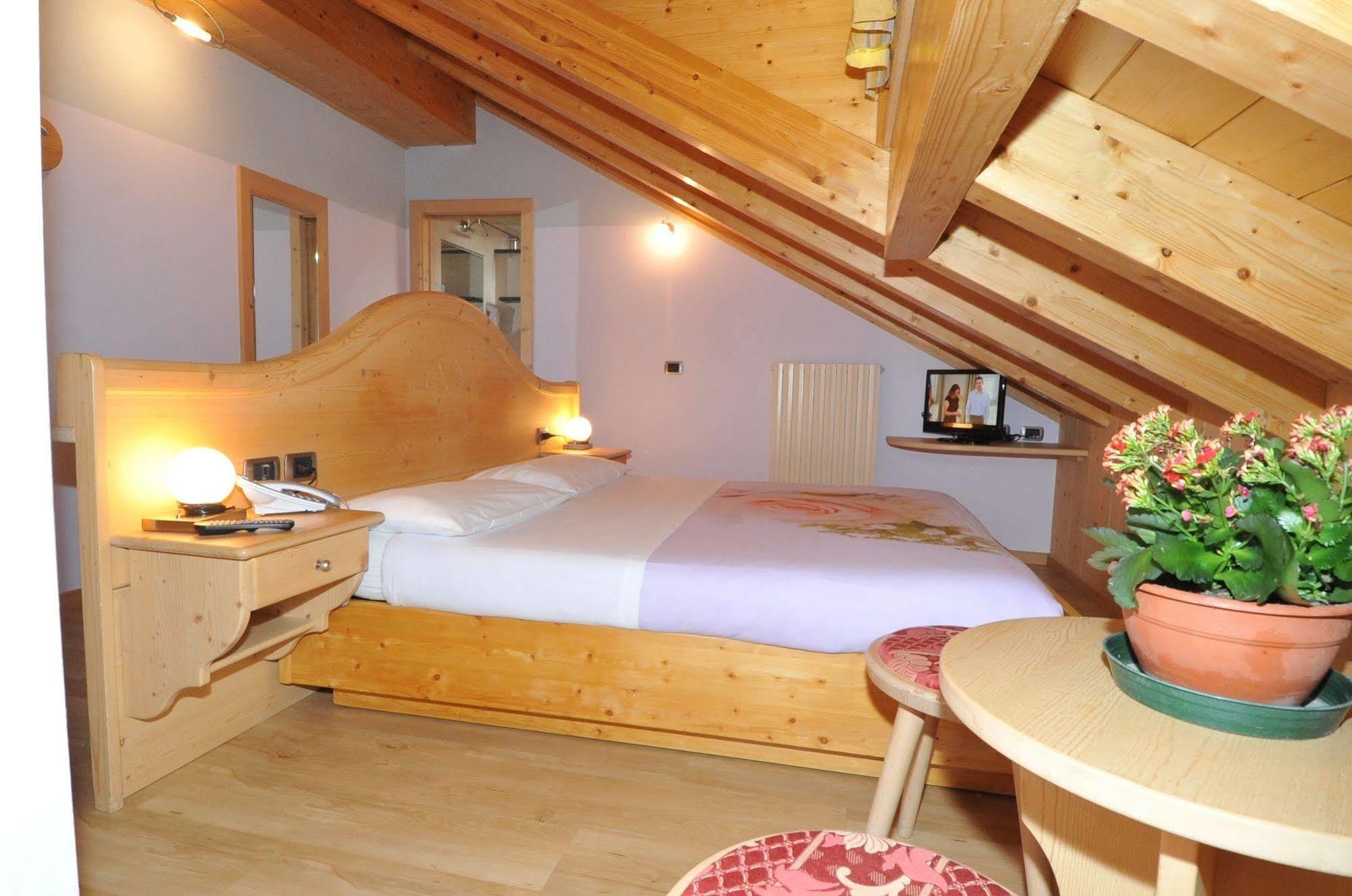 Hotel Valeria Livigno Ngoại thất bức ảnh
