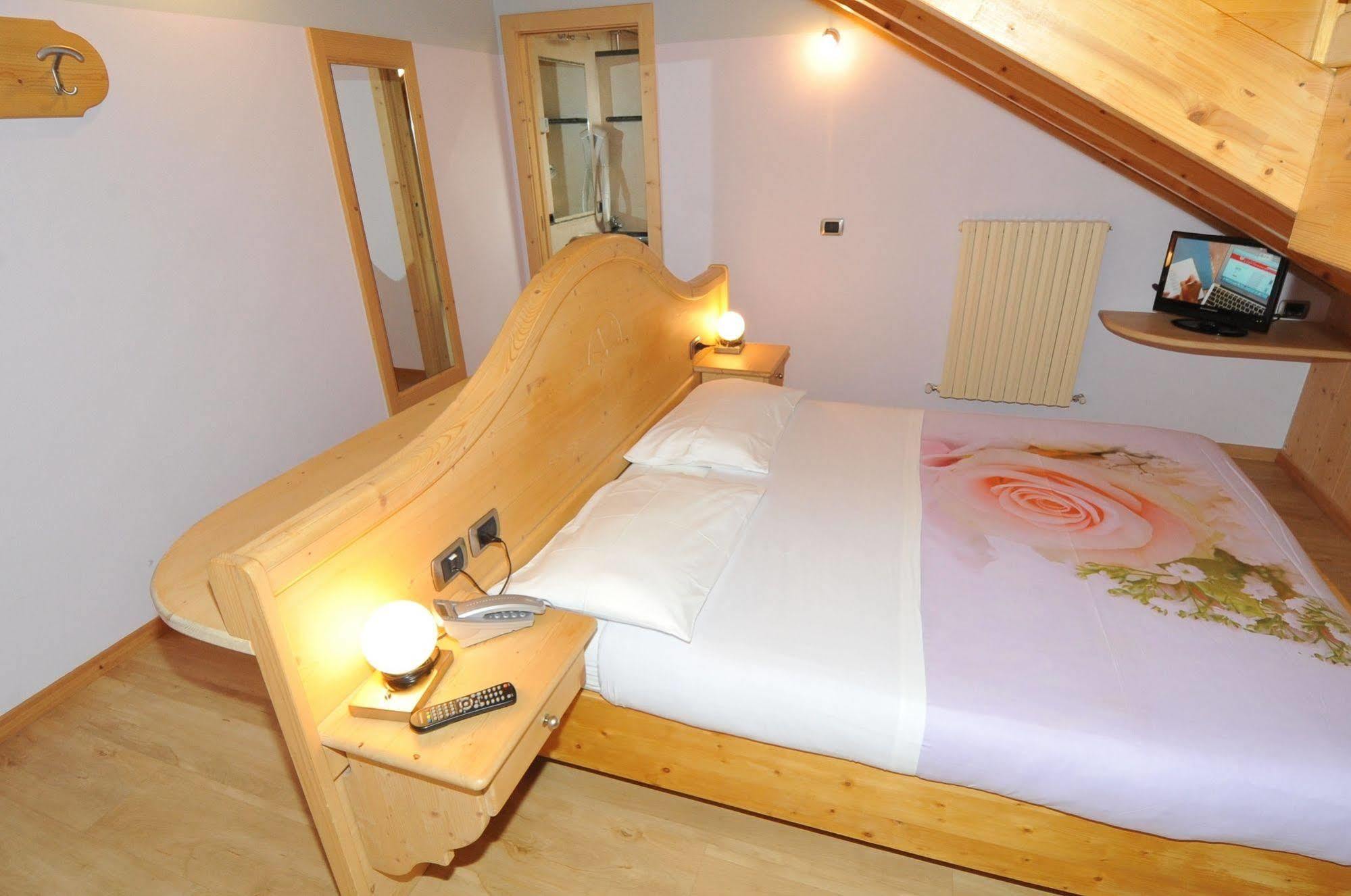 Hotel Valeria Livigno Ngoại thất bức ảnh