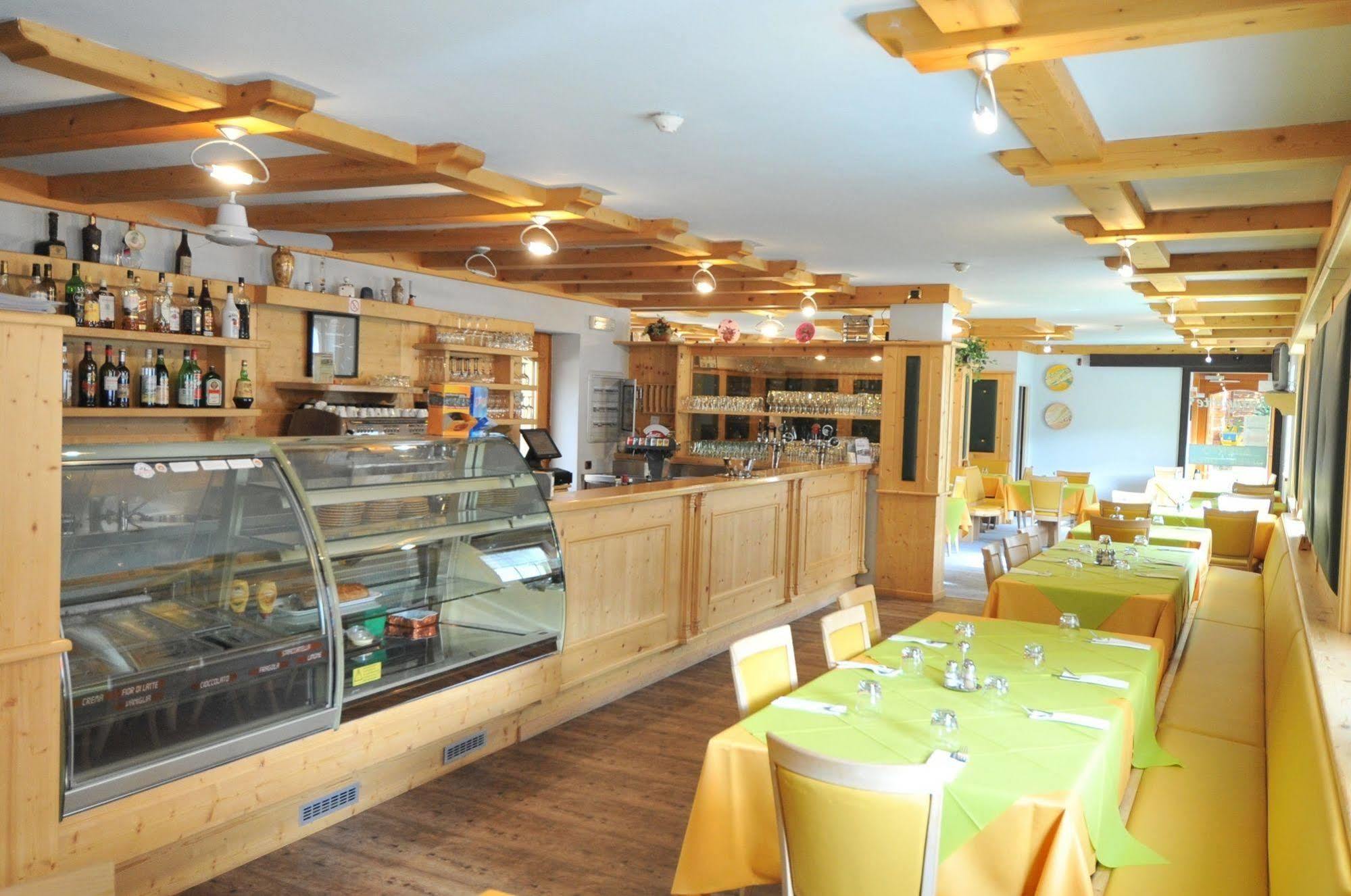 Hotel Valeria Livigno Ngoại thất bức ảnh