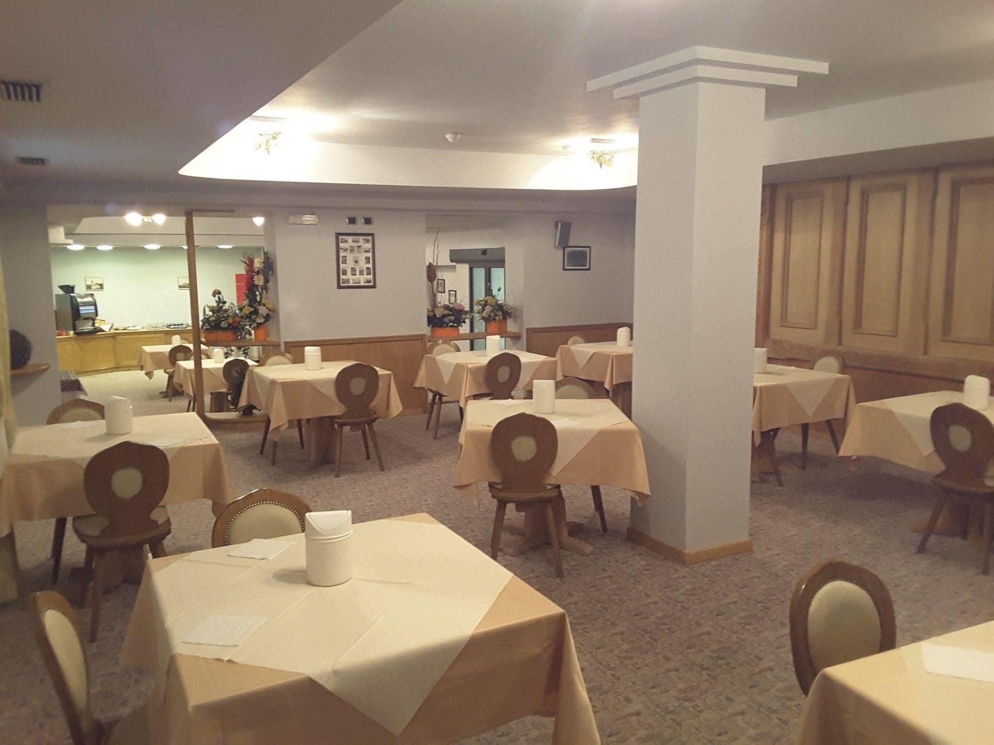 Hotel Valeria Livigno Ngoại thất bức ảnh