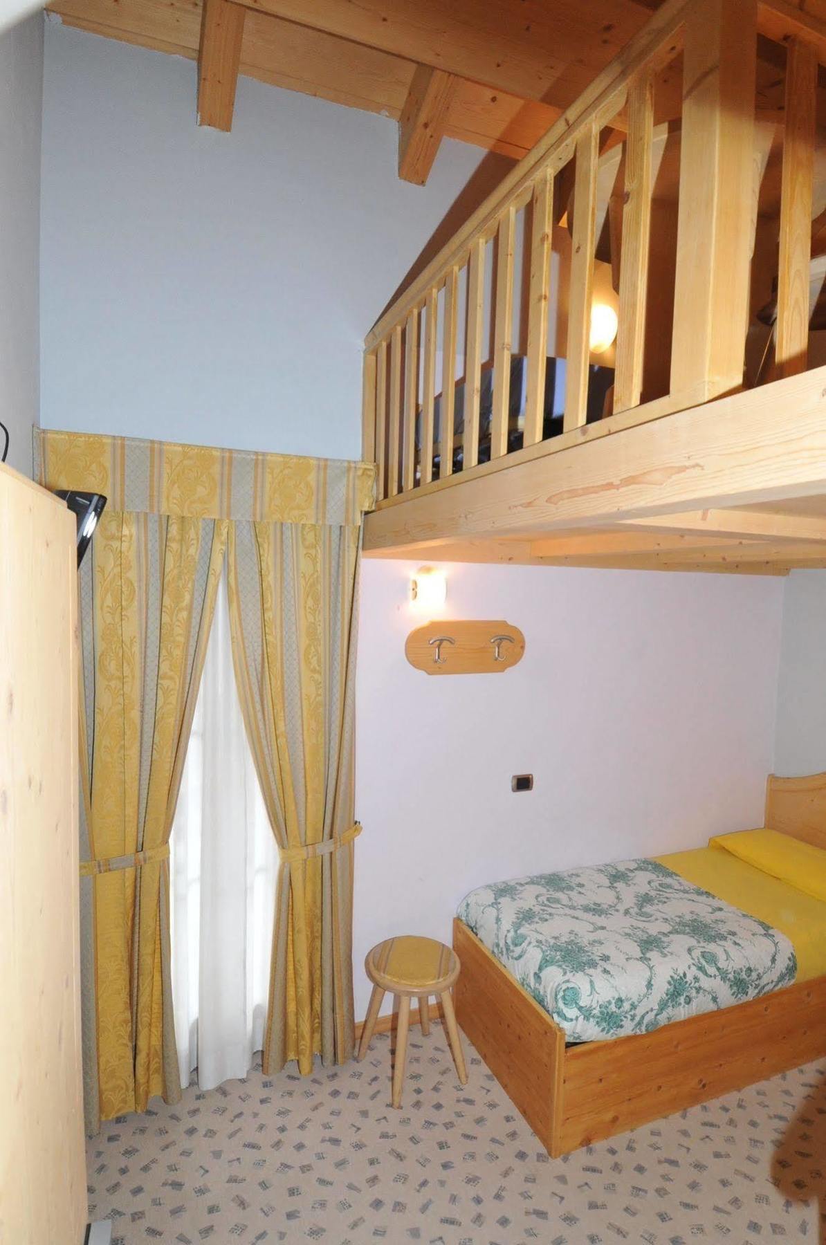 Hotel Valeria Livigno Ngoại thất bức ảnh