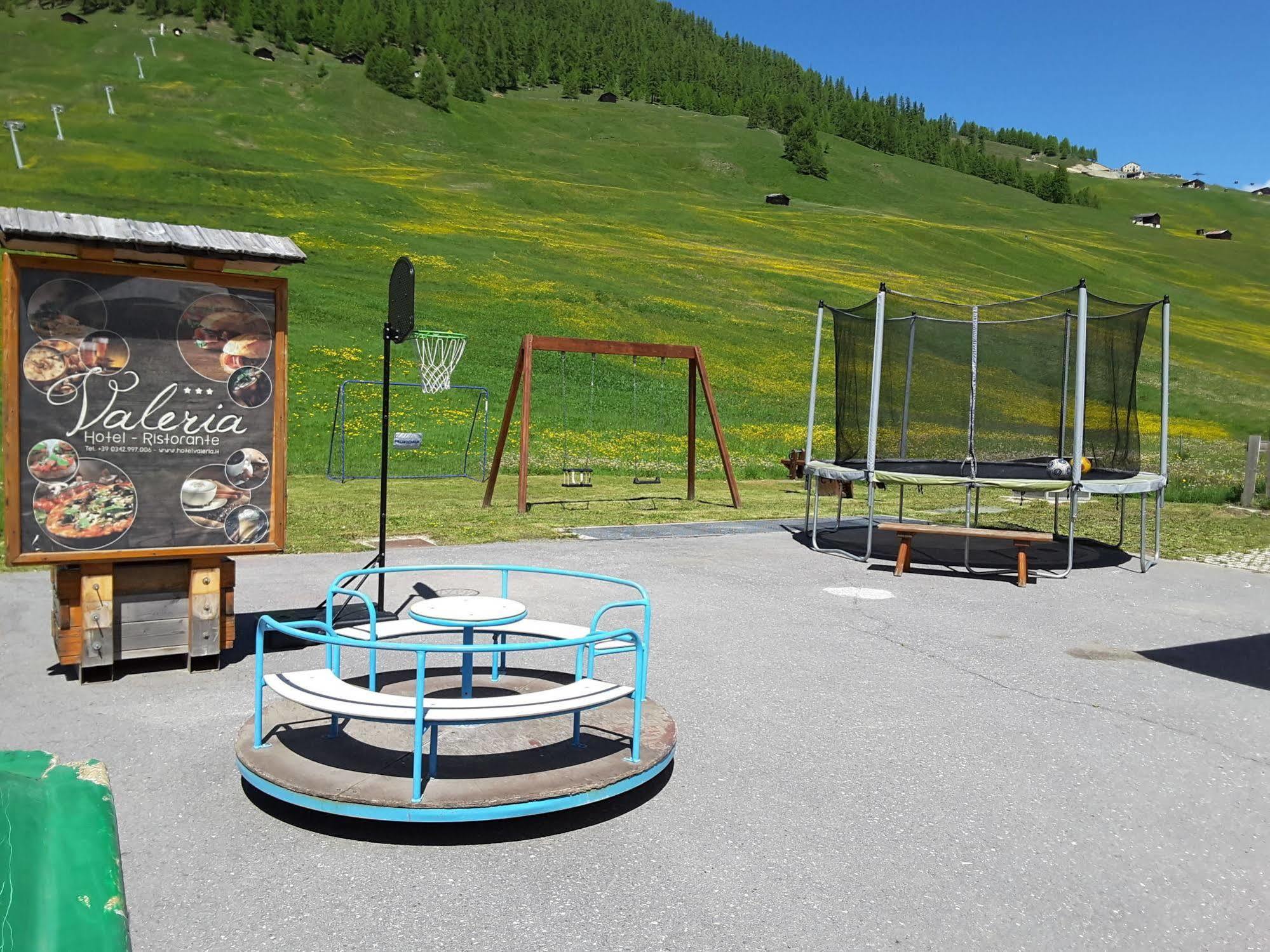 Hotel Valeria Livigno Ngoại thất bức ảnh