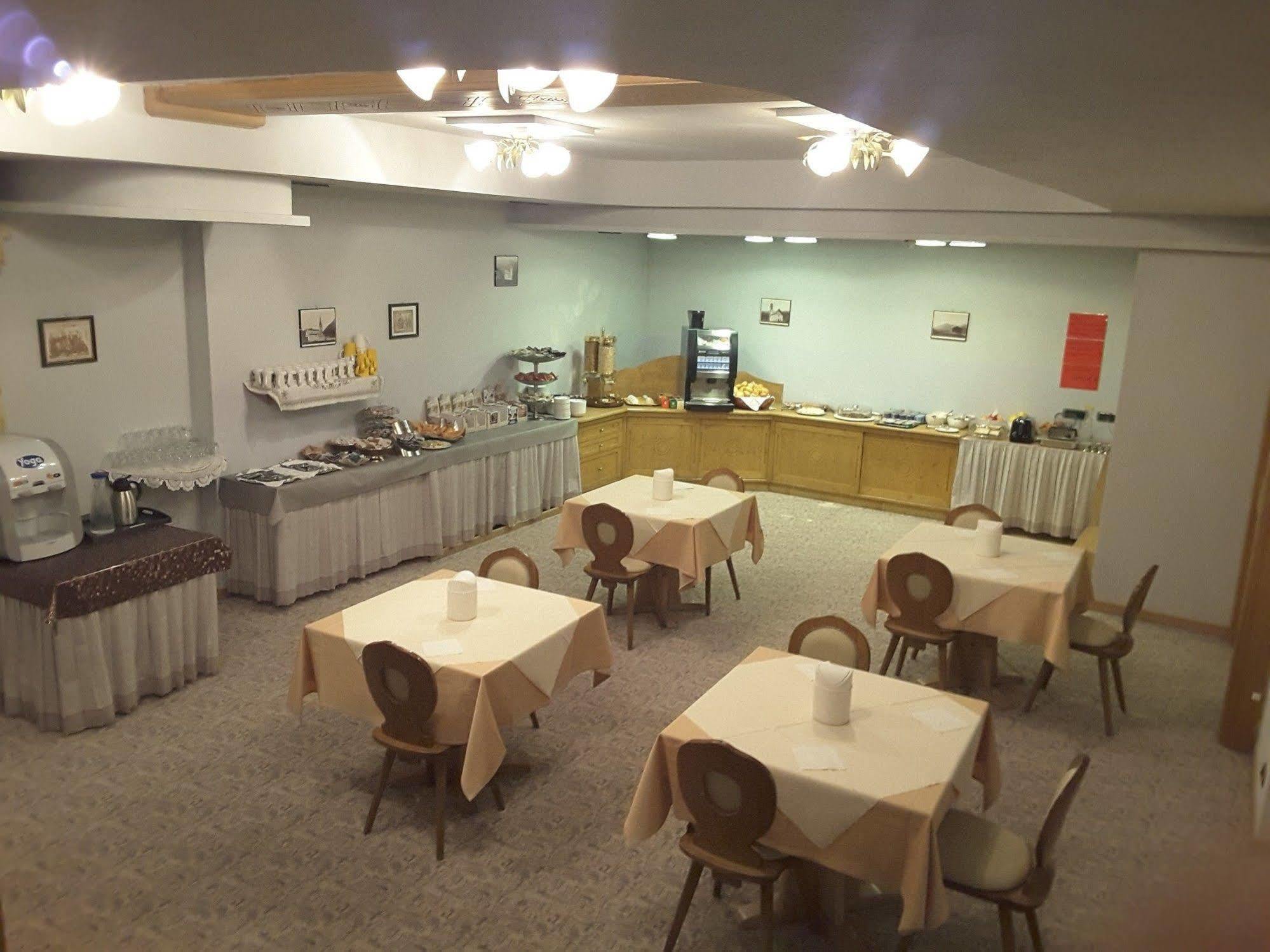 Hotel Valeria Livigno Ngoại thất bức ảnh