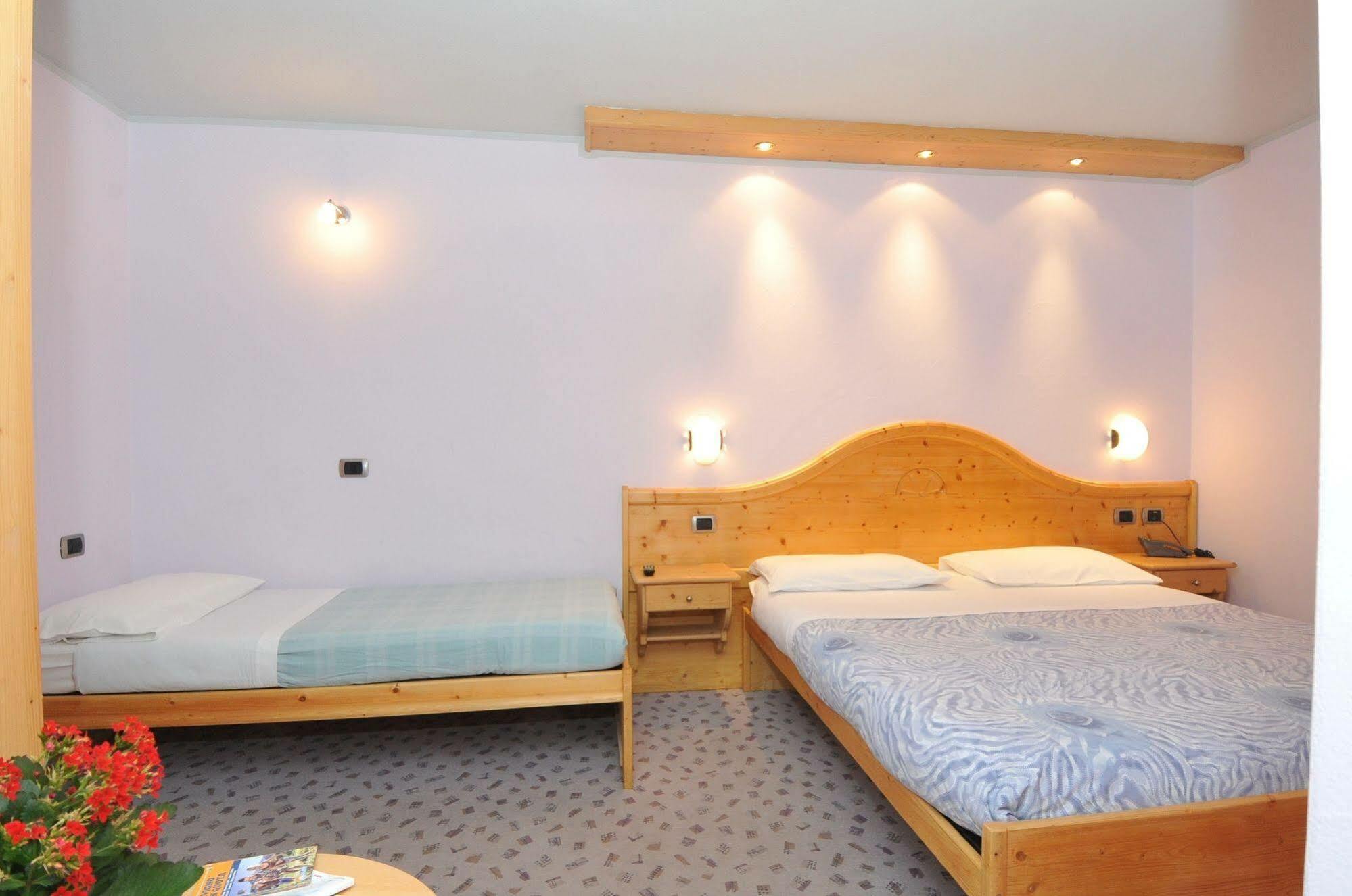 Hotel Valeria Livigno Ngoại thất bức ảnh